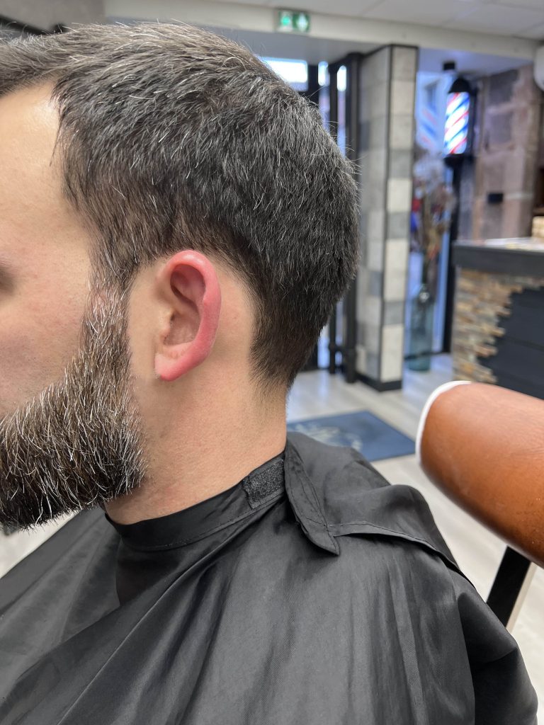 homme barbu coiffé7